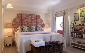 Durrell Liston Suites